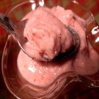Banana Berry Frozen Yogurt image