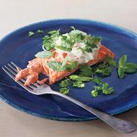 Baked Wild Salmon with Almond-Lime Sauce_image