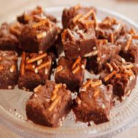 Salted Pretzel Brownies_image