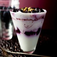 Blueberry Yogurt Parfait image