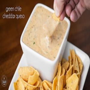 Green Chile Cheddar Queso_image