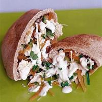 Chicken pitta pockets with hummus drizzle_image