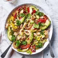 Roast corn, prawn, pepper & avocado salad_image