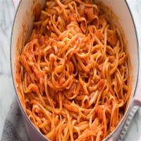 Pasta with Pancetta and Tomato Sauce_image