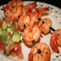 Spicy Lime Prawns Served With Tomato Avocado Salsa_image