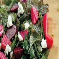 Beet and Kale Salad with Goat Cheese_image