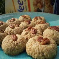 Pecan Weet-Bix Cookies_image
