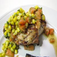 Argentinean Garlic Chicken With Corn, Tomato and Parsley Sauce_image
