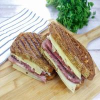 Best Reuben Sandwich_image