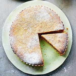 Pistachio & black cherry bakewell tart_image