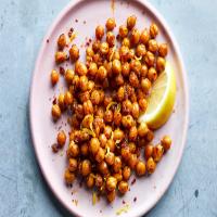 Crunchy Chickpeas With Aleppo Pepper and Lemon Zest_image