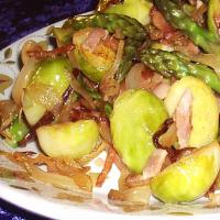 Caramelized Onion-(Sometimes Bacon)-And Pecan Brussels Sprouts_image