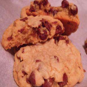 Perfectly Big, Thick & Chewy Chocolate Chip Cookies_image