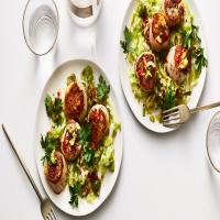 Pan-Seared Scallops With Melted Leeks_image