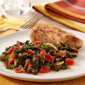 Wilted Kale with Bacon and Tomatoes_image