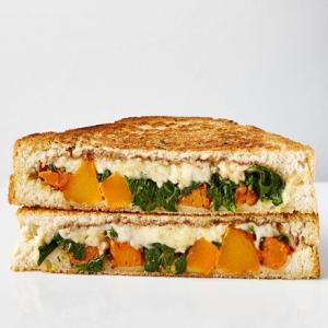 Spinach, squash & tamarind grilled cheese sandwich_image