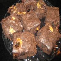 Snicker Brownie Bites image