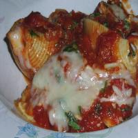 Spinach, Cheese, and Sausage Stuffed Shells OAMC image