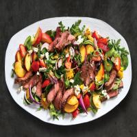 Grilled Steak Salad with Fruit_image