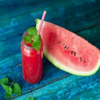 Delicious Watermelon & Basil Smoothie_image