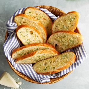 Air-Fryer Garlic Bread_image