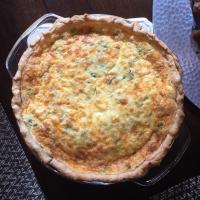 Spinach and Bacon Quiche image