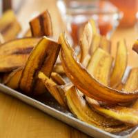 Crispy Plantain Chips with Sweet Chile Dipping Sauce_image