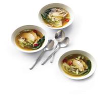 Poached Chicken with Bok Choy in Ginger Broth_image