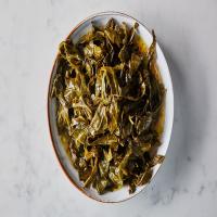 Slow-Cooked Collard Greens in Olive Oil_image