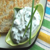 Elitetwig's Sour Cream and Chive Dip_image