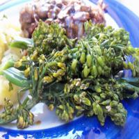 Steamed Broccolini With Honey Soy Sauce_image
