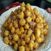 Strufoli - Italian Honey Balls Recipe - (3.8/5)_image