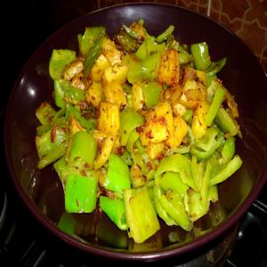 Capsicum (Bell Peppers) and Potato Masala_image