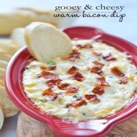 Gooey and Cheesy Warm Bacon Dip Recipe - (4.6/5)_image
