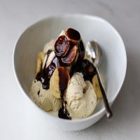 Lee Lee's Famous Chocolate Sauce for Ice Cream_image