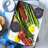 Big breakfast with asparagus image