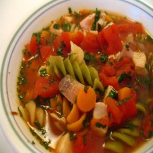 Garden Veggie Soup with Grilled Chicken_image