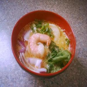 Thai Shrimp Curry Noodle Bowl_image