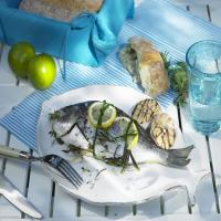 Sea Bream with Garlic, Lemon and Herbs_image