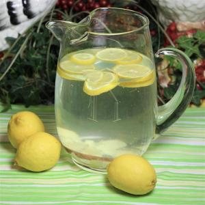 Lemon, Ginger, and Cinnamon Flavored Water_image