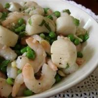 Italian Scallop and Shrimp Salad_image