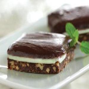 Triple Layer Chocolate Mint Bars_image