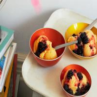 Peach Lassi Sorbet with Crushed Blackberries_image