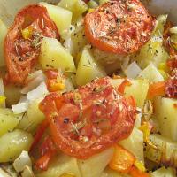 Potato Gratin With Peppers, Onions, and Tomatoes_image