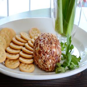 Bacon and Ranch Cheese Ball Recipe - (4.2/5)_image