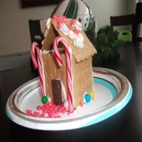 Family Fun's Gingerbread House for Toddlers image