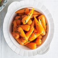 Lemon & thyme baby carrots image