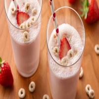 Strawberry-Cereal Milk Shakes image
