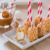 Crispy Caramel-Dipped Marshmallows image