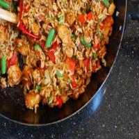 Spicy Singapore-Style Chicken Fried Rice Recipe - (4.3/5) image